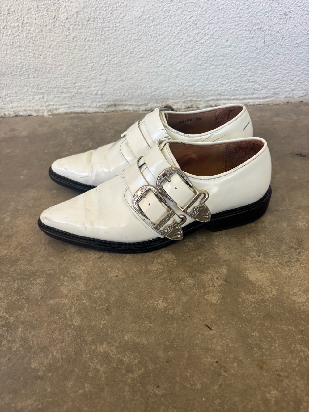 TOGA Pulla White Leather Double-Buckle Pointed Ankle Boots
